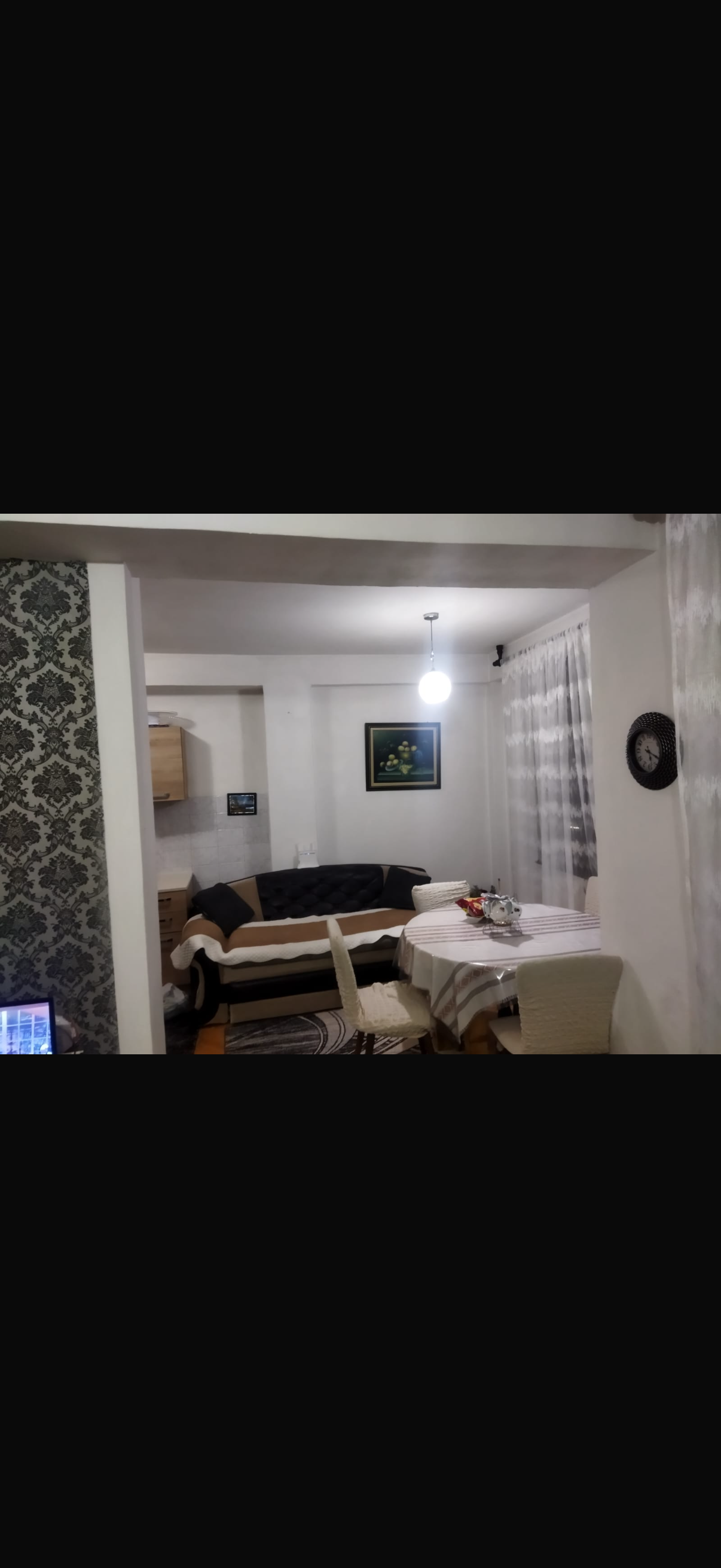 Kërkoj një Moler | Барам молер